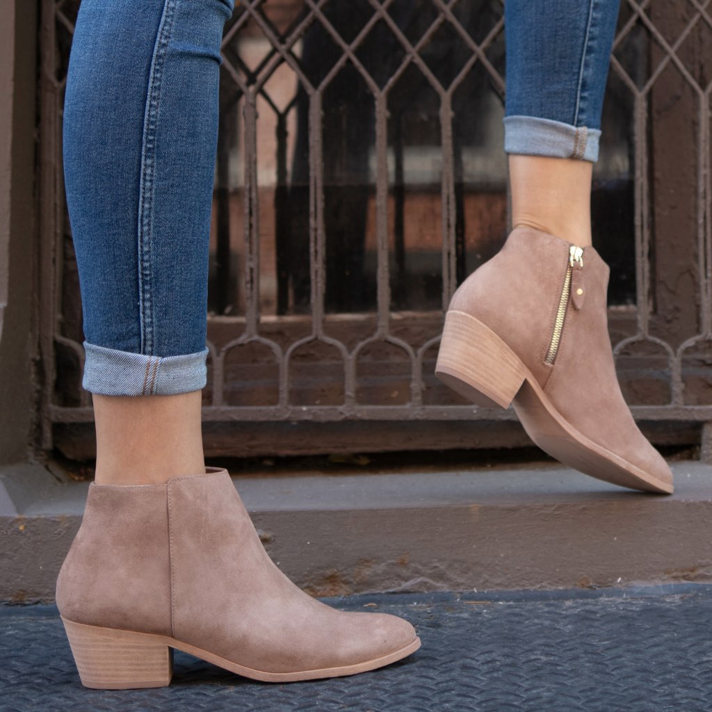 https://cdn.shopify.com/s/files/1/0419/1525/products/1024x1024-women-downtown-rosebrown-061421-2.jpg?v=1623772646