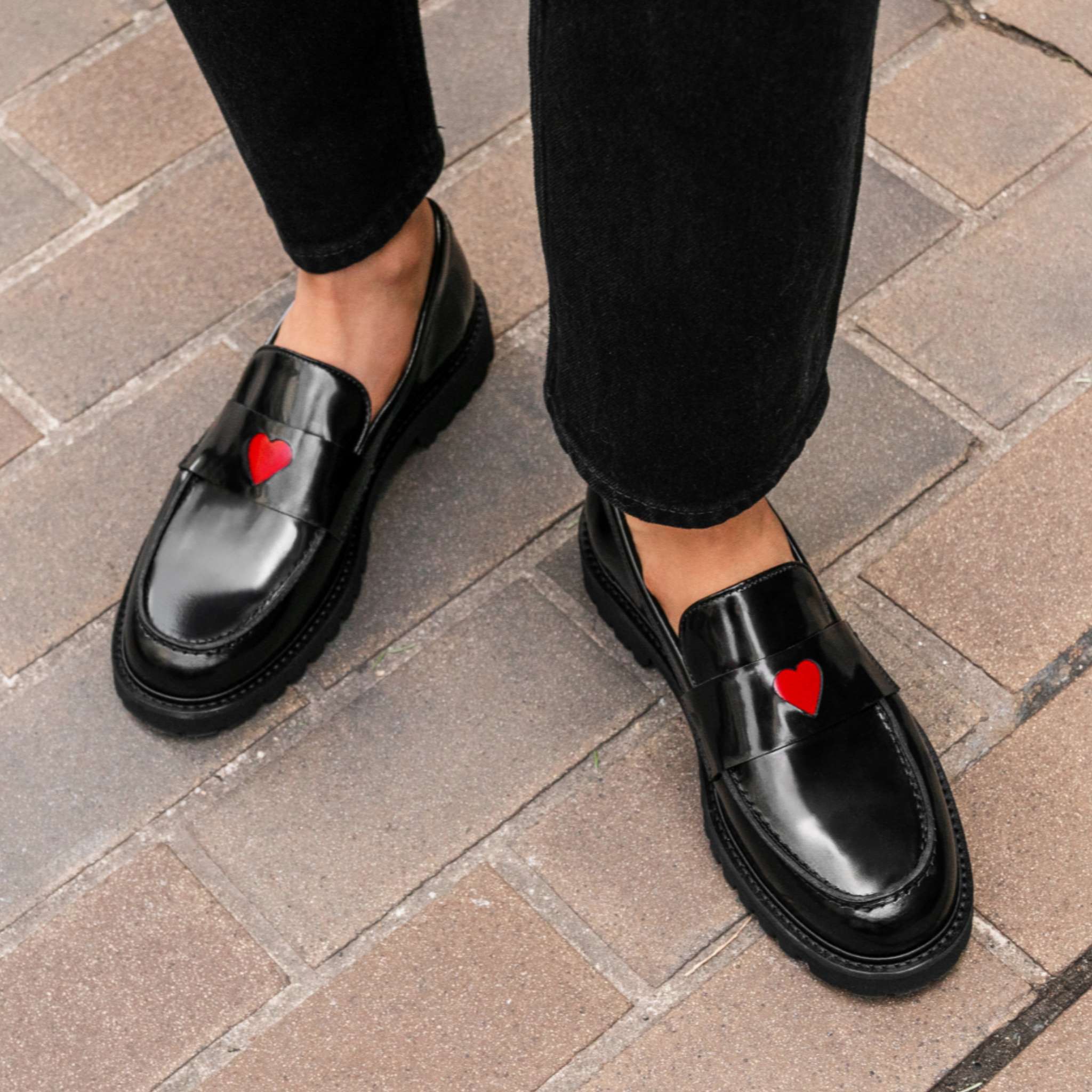 https://cdn.shopify.com/s/files/1/0419/1525/files/2048x2048-Womens-Penny-Love-010324-1.jpg?v=1736792229