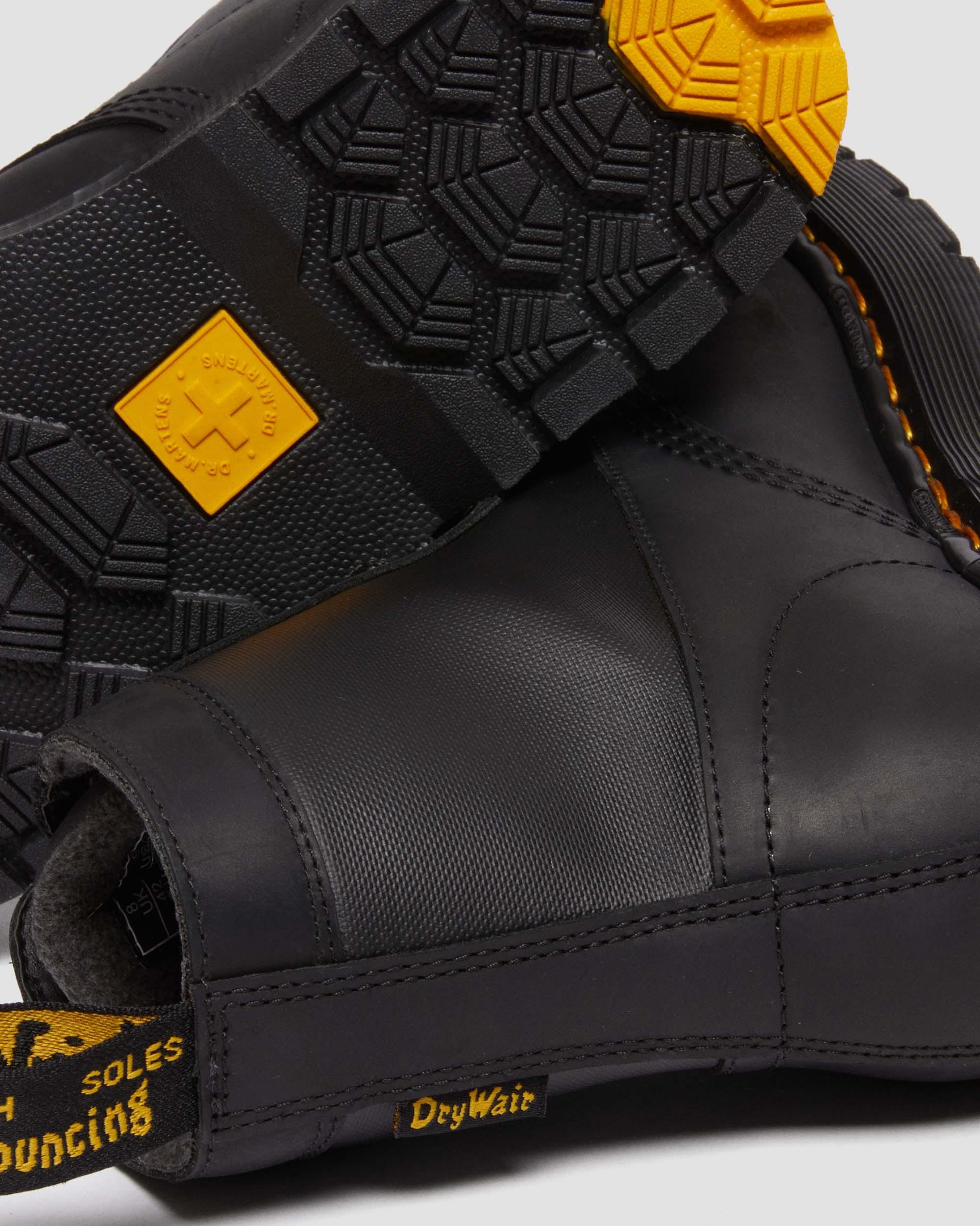 https://cdn.media.amplience.net/i/drmartens/31190001.86.jpg