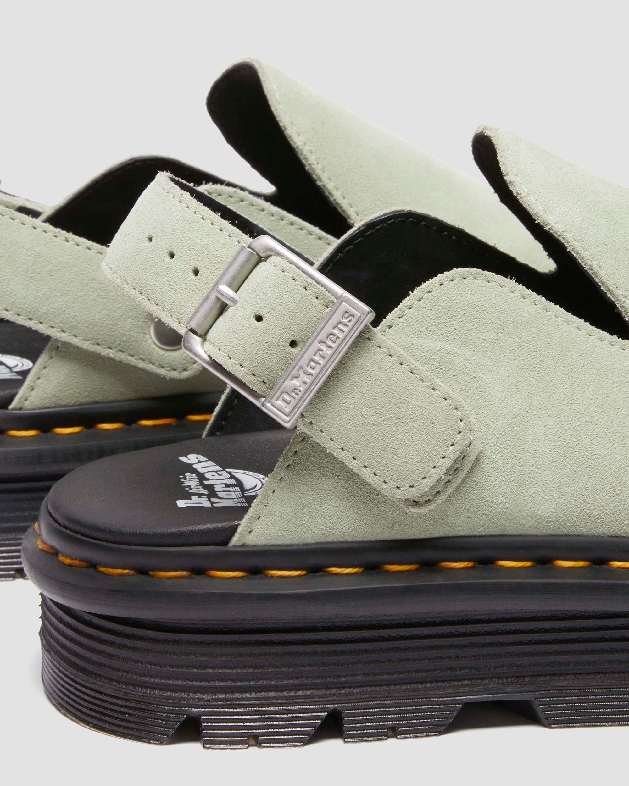 https://cdn.media.amplience.net/i/drmartens/31937300.87.jpg
