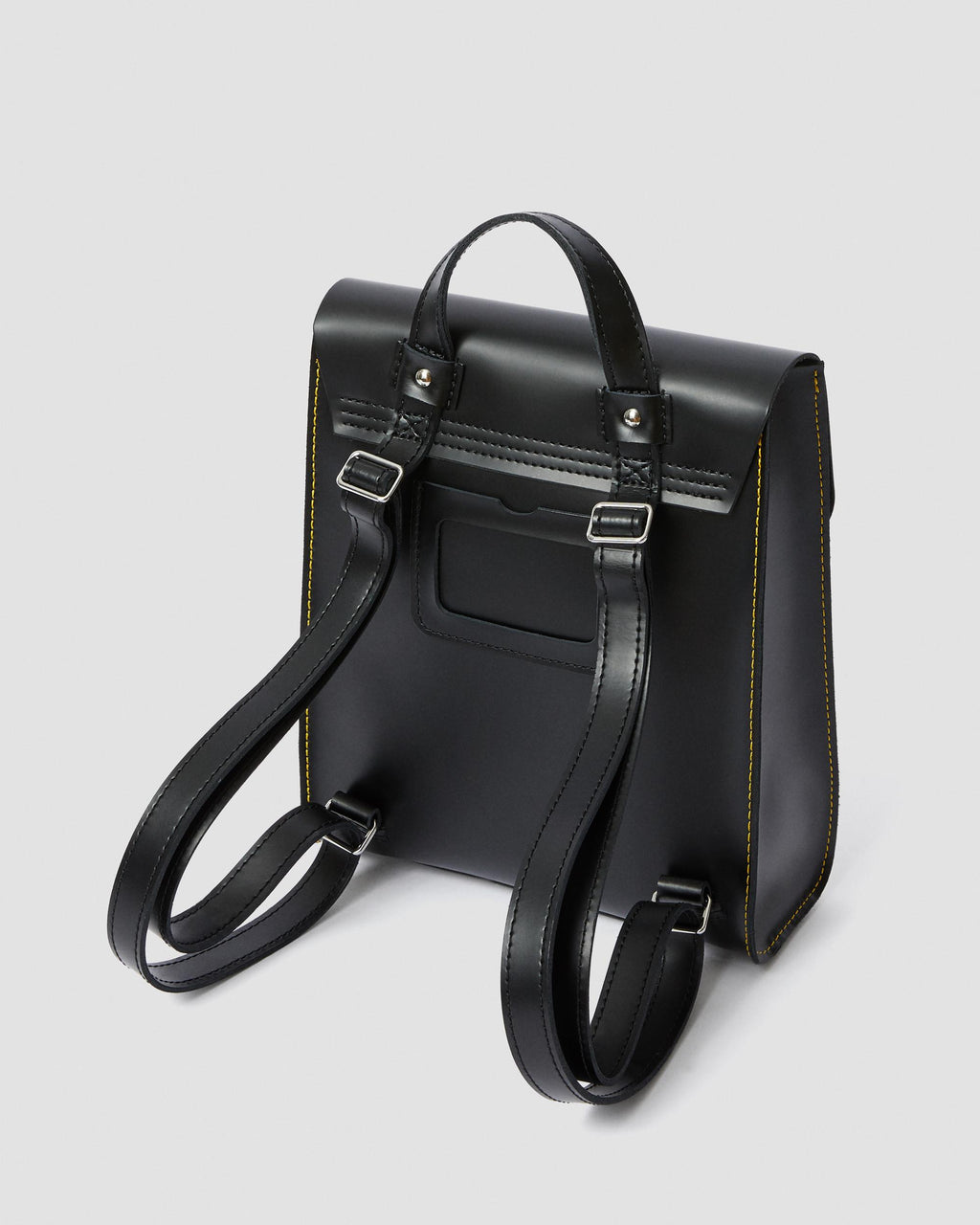 https://cdn.media.amplience.net/i/drmartens/AB101001.87.jpg