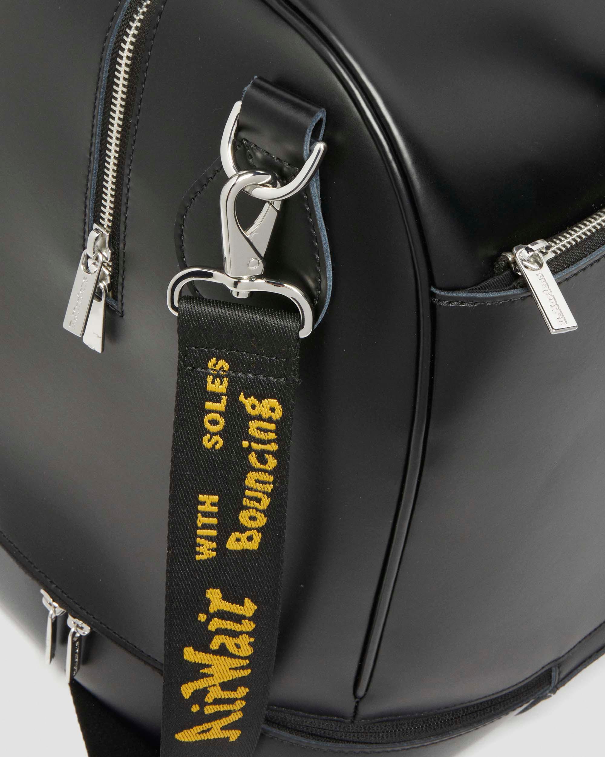 https://cdn.media.amplience.net/i/drmartens/AD108001.85.jpg
