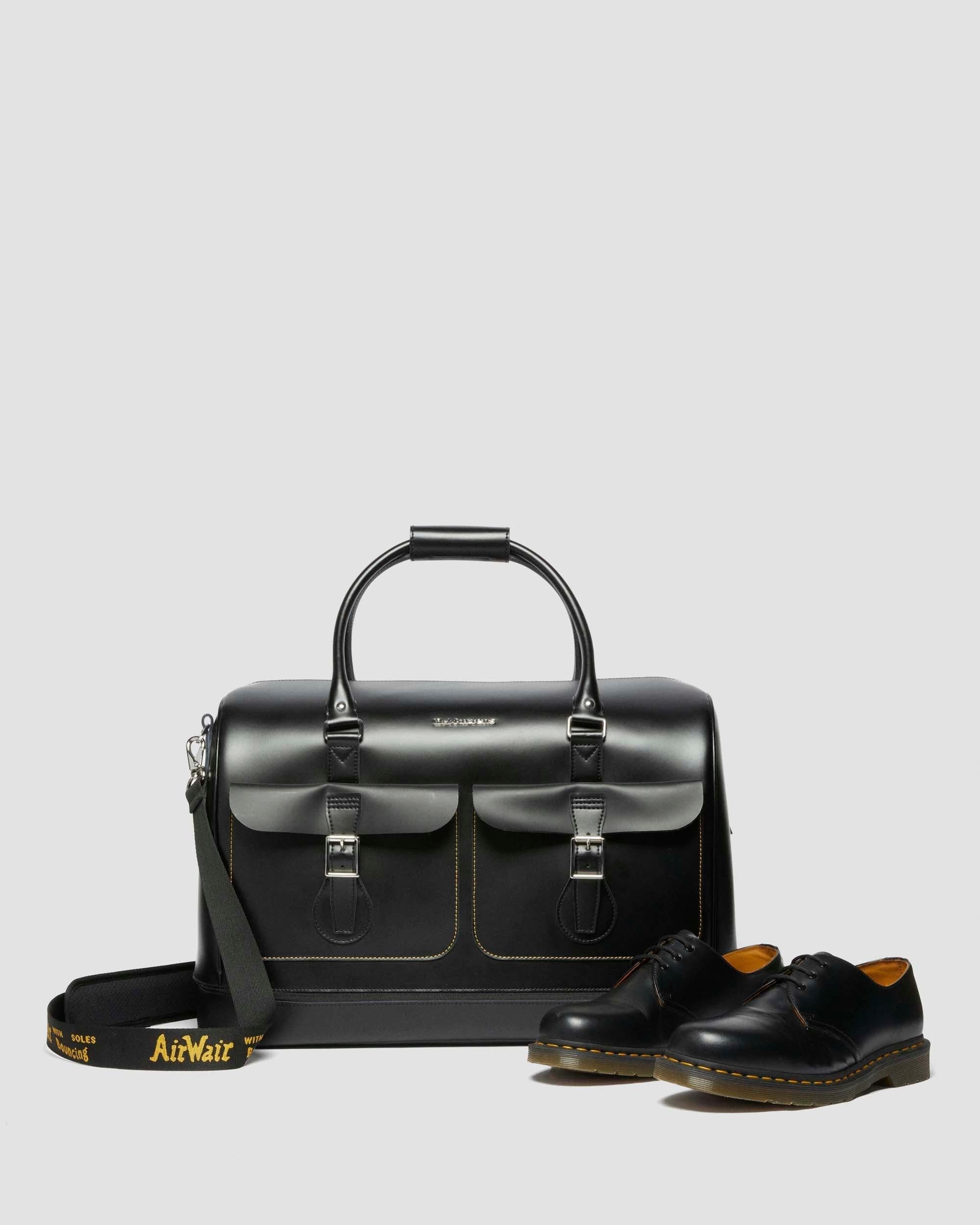 https://cdn.media.amplience.net/i/drmartens/AD108001.89.jpg